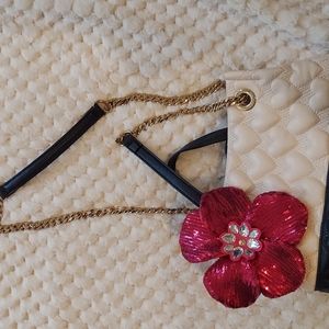 Unique Betsy Johnson 2 toned purse w/ inside zipper and pocket